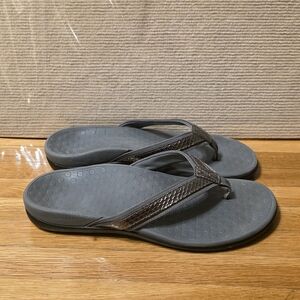 Vionic Tide II Silver Flip Flops Women’s 10 Arch Support Orthotic Sandals